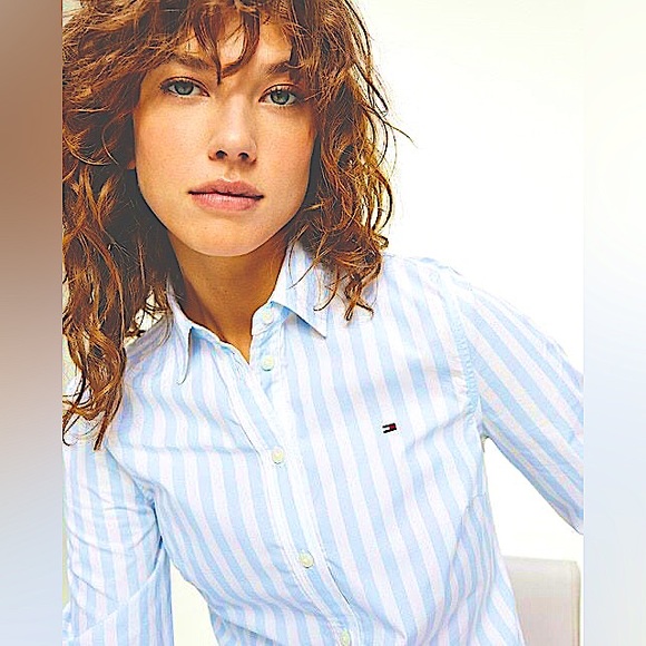 Tommy Hilfiger Button Down Blouse - Picture 6 of 6